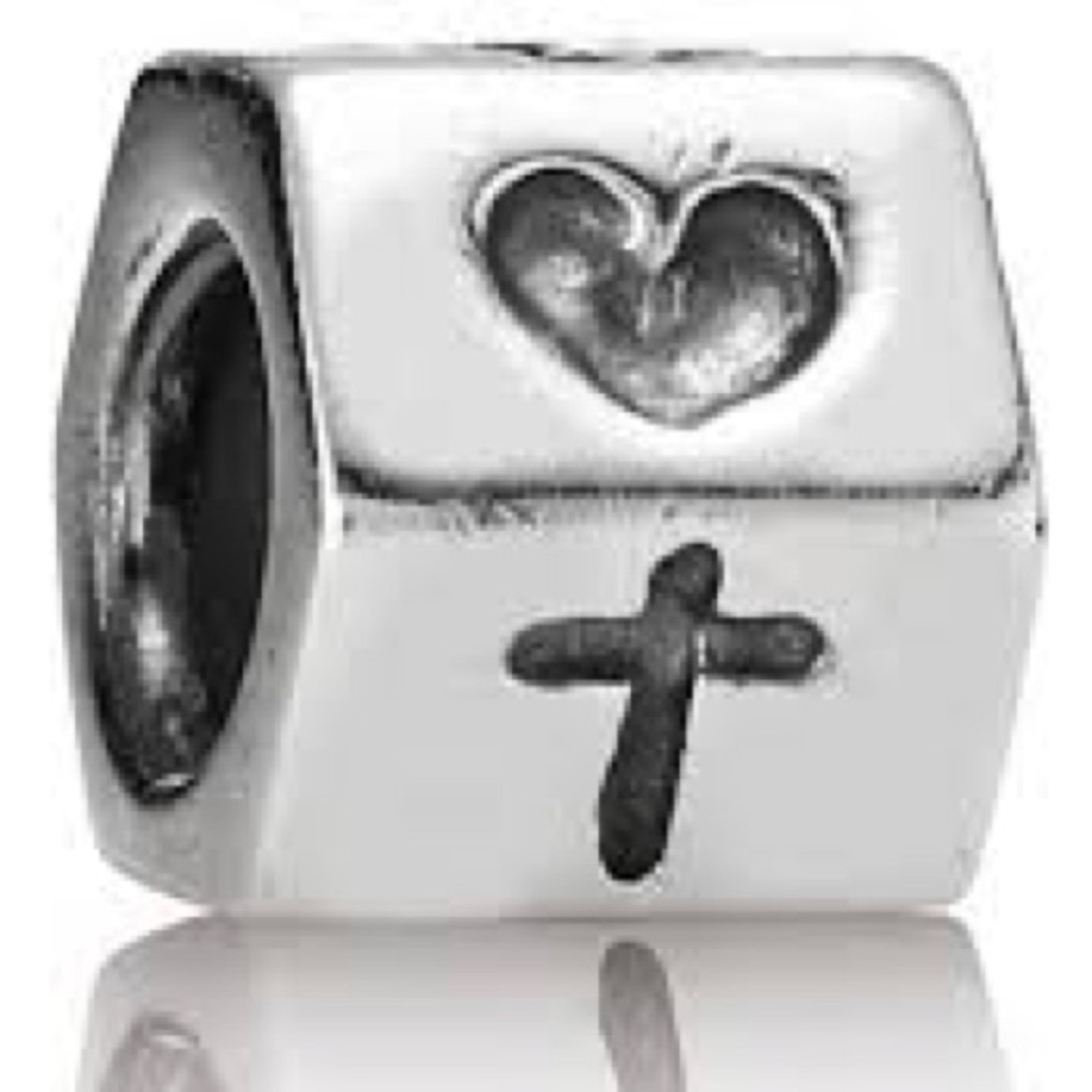 Pandora heart, cross and anchor charm